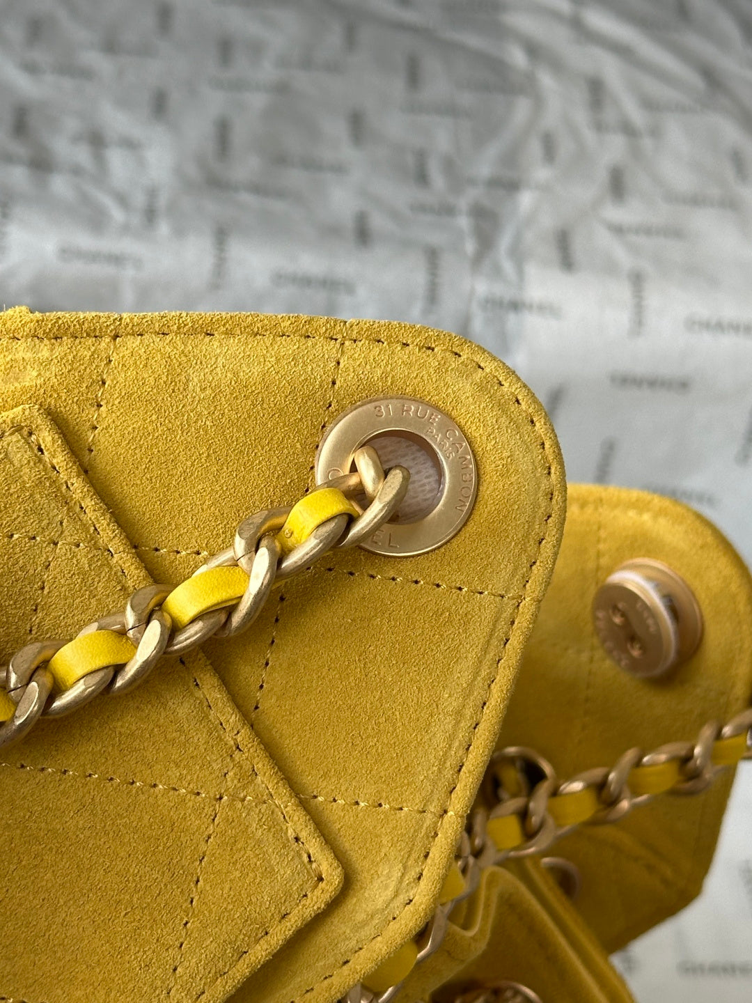 CC 26c Hobo Bag 22cm Yellow Suede
