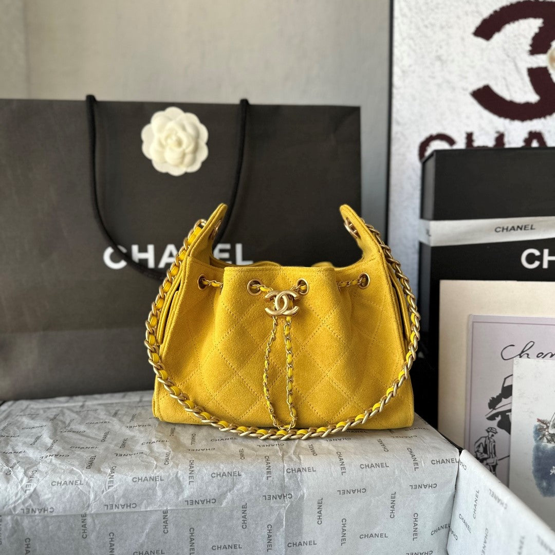 CC 26c Hobo Bag 22cm Yellow Suede
