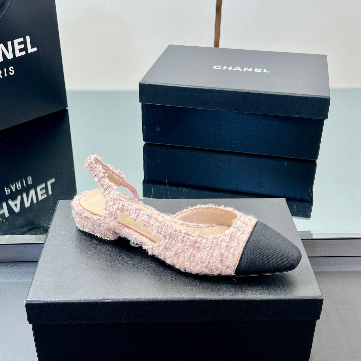 CC Slingback 2.5cm Light Pink Black Fabric Tweed