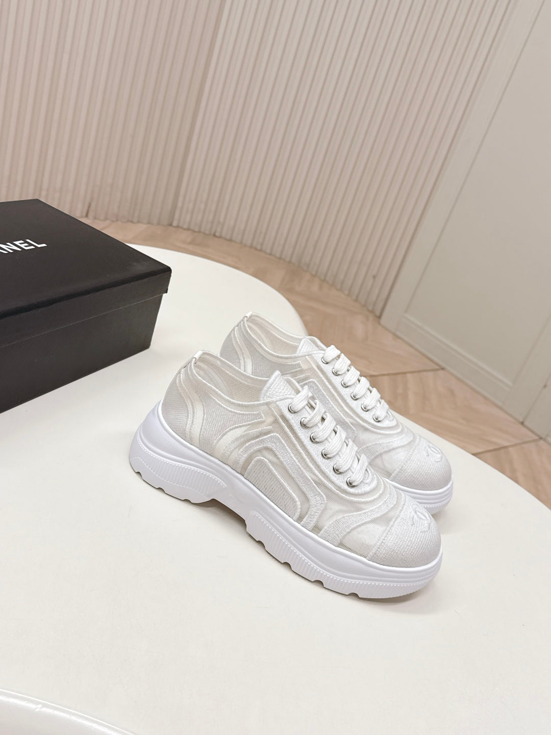 CC 26s Sneaker White Mesh Fiber 612014