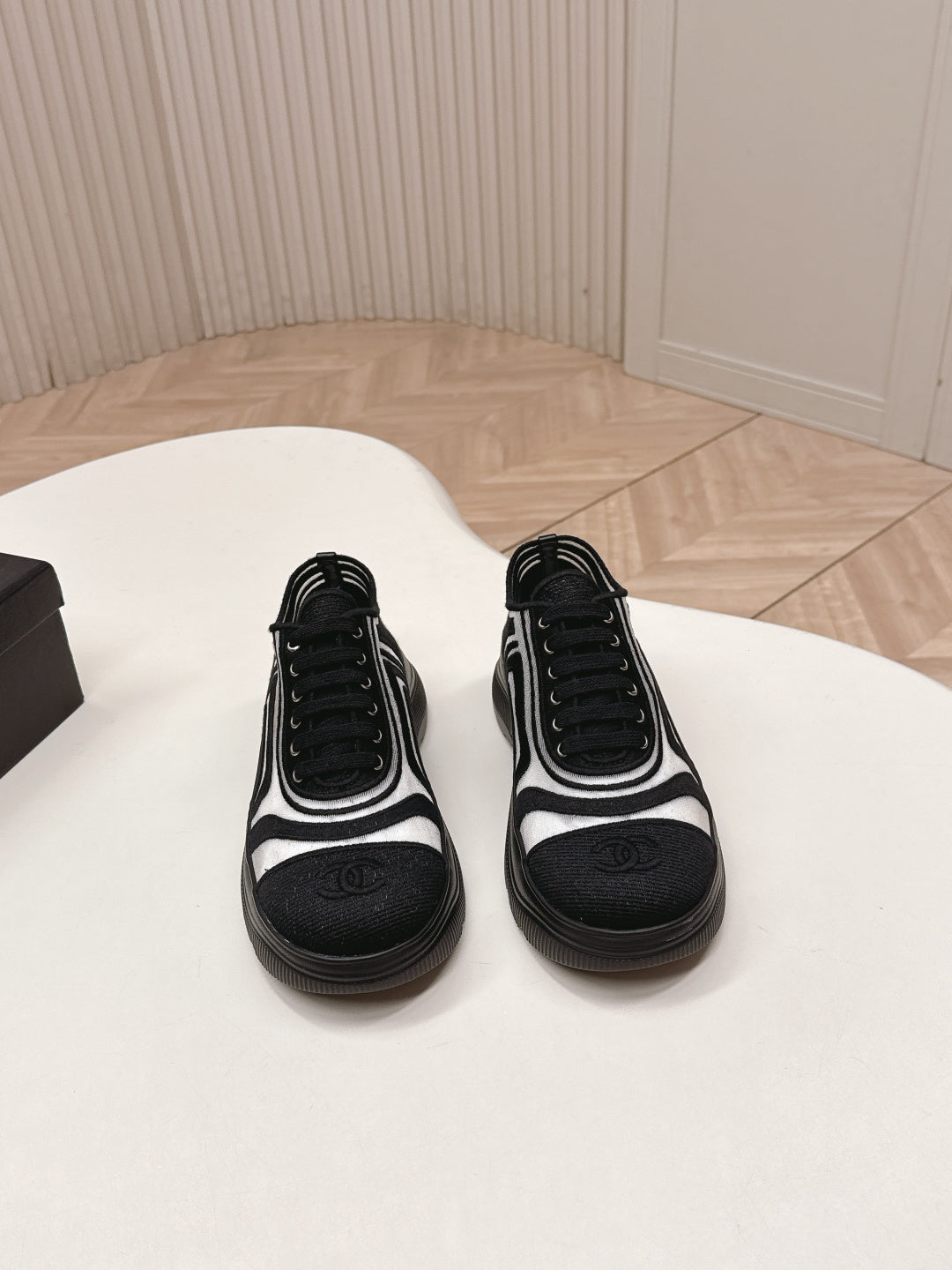 CC 26s Sneaker Black Mesh Fiber 612015