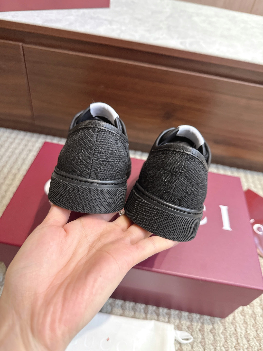 GG Tennis 1977 Low-Top Sneakers Black Leather Canvas 104419