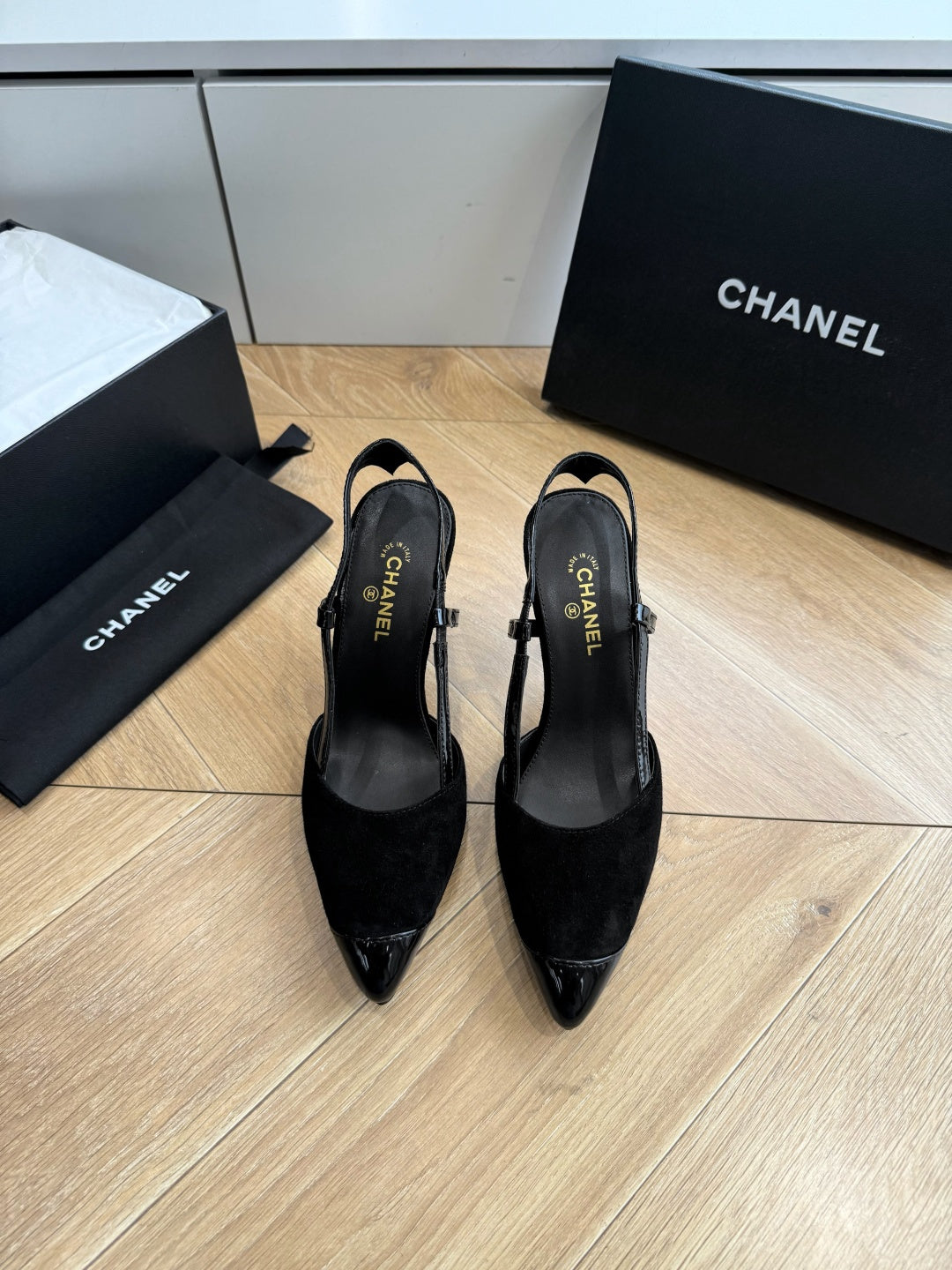 CC 26s Boutique Slingback Black Suede Patent Leather 933120