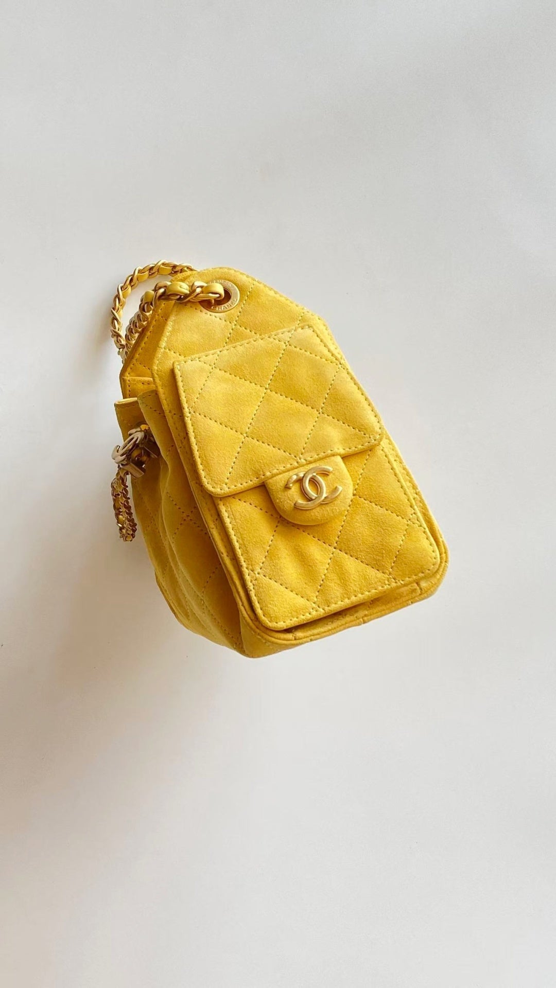 Chanel 25 Hobo Bag 22cm Yellow Gold Suede