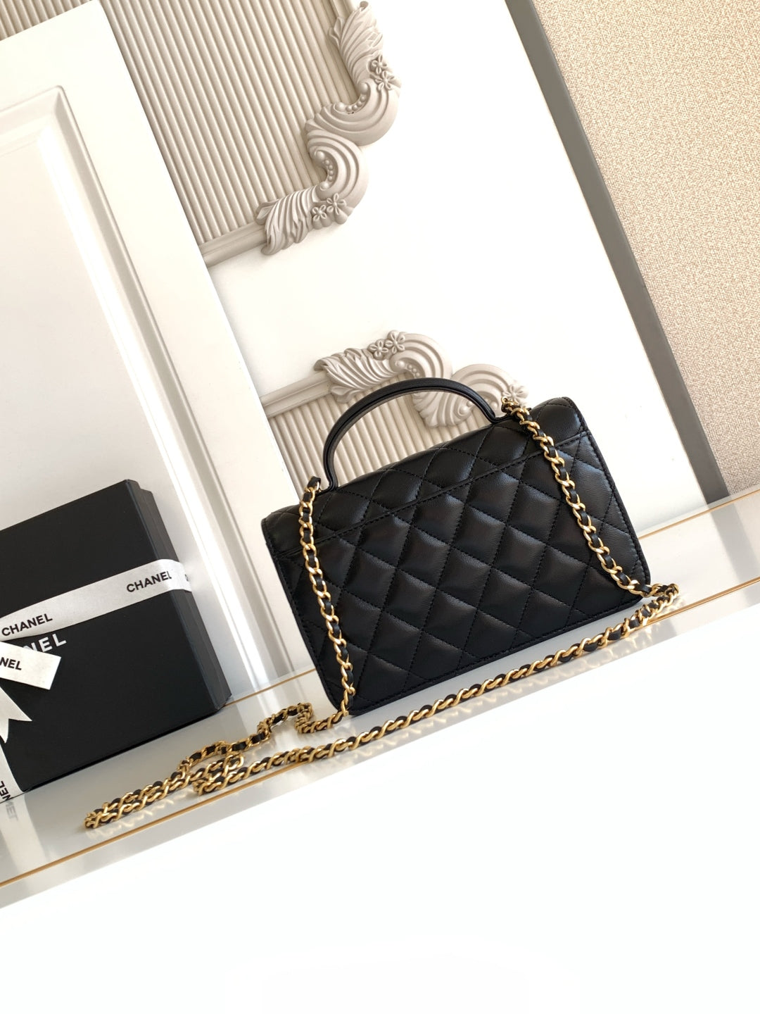 CC Handle Bag 19cm Double C Black Lambskin Gold Hardware