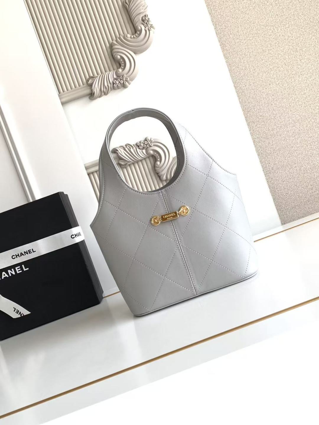 Chanel 2026 Basket Hobo Bag 27.5cm Gray Calfskin