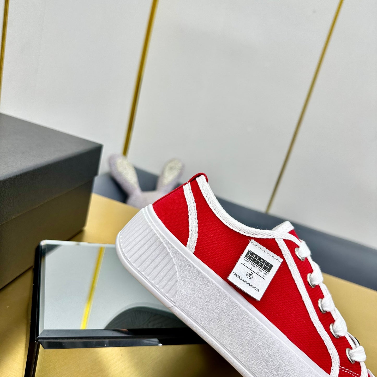 CC 26s Platform Sneakers Red Canvas 832620