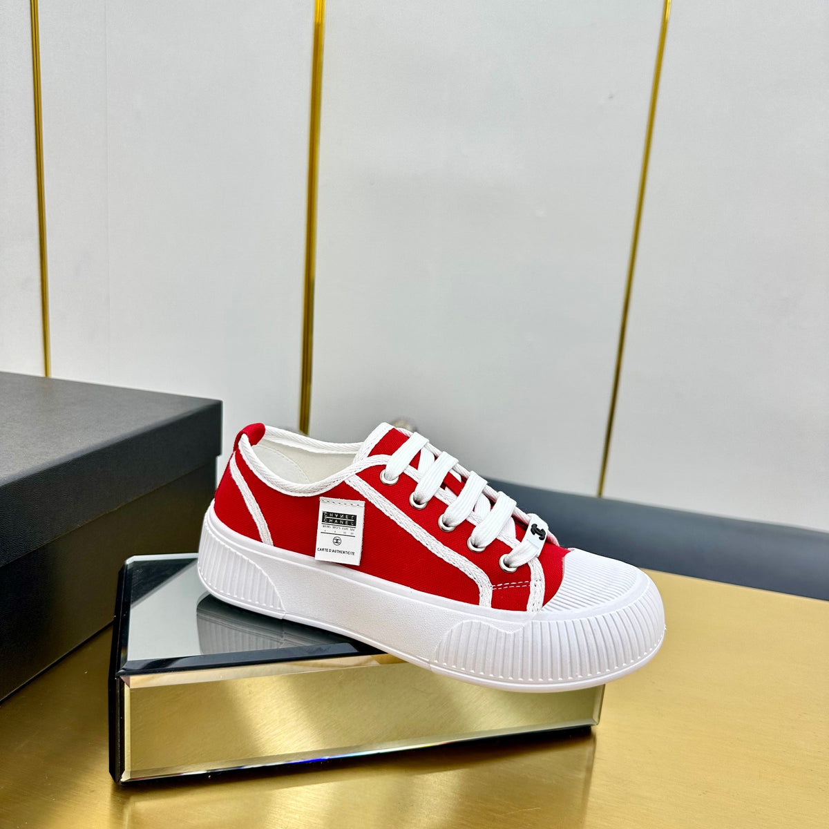 CC 26s Platform Sneakers Red Canvas 832620