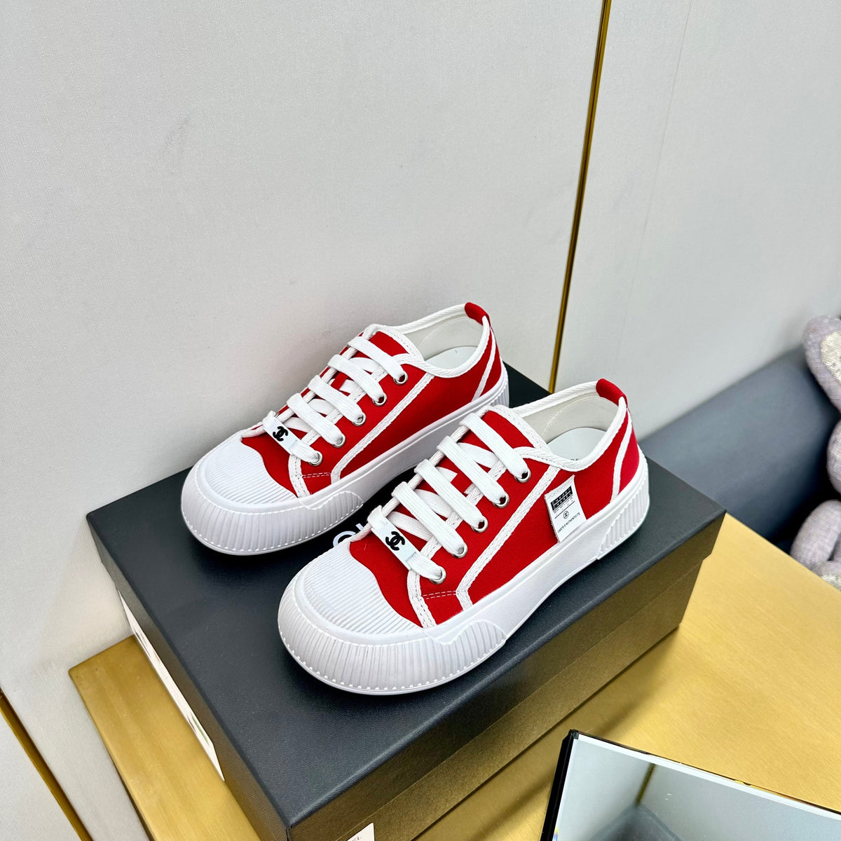 CC 26s Platform Sneakers Red Canvas 832620