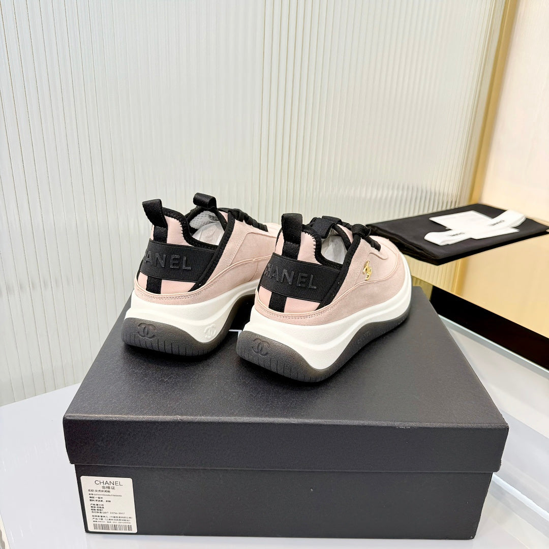 CC 26s Casual Sneakers Light Pink Suede 928038
