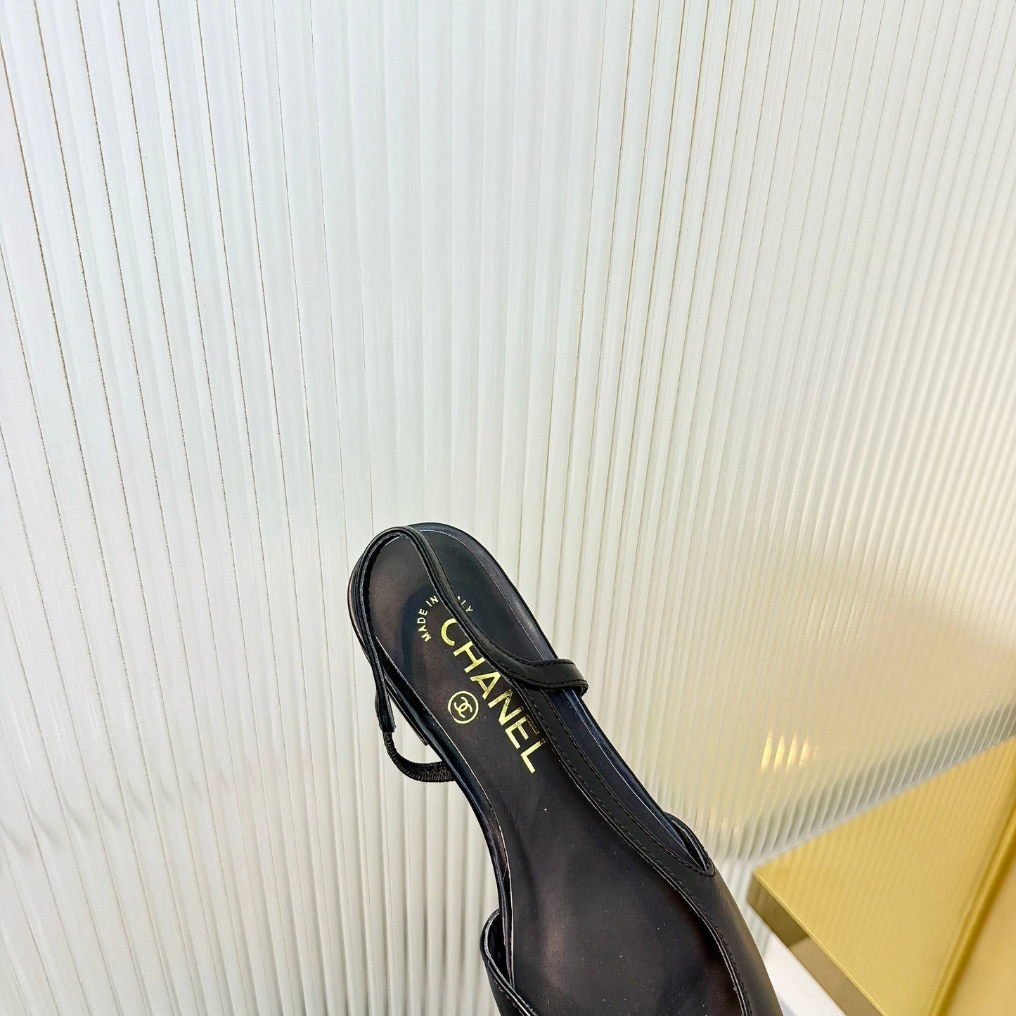 CC 26 Slingback Flat Black White Lambskin 714030