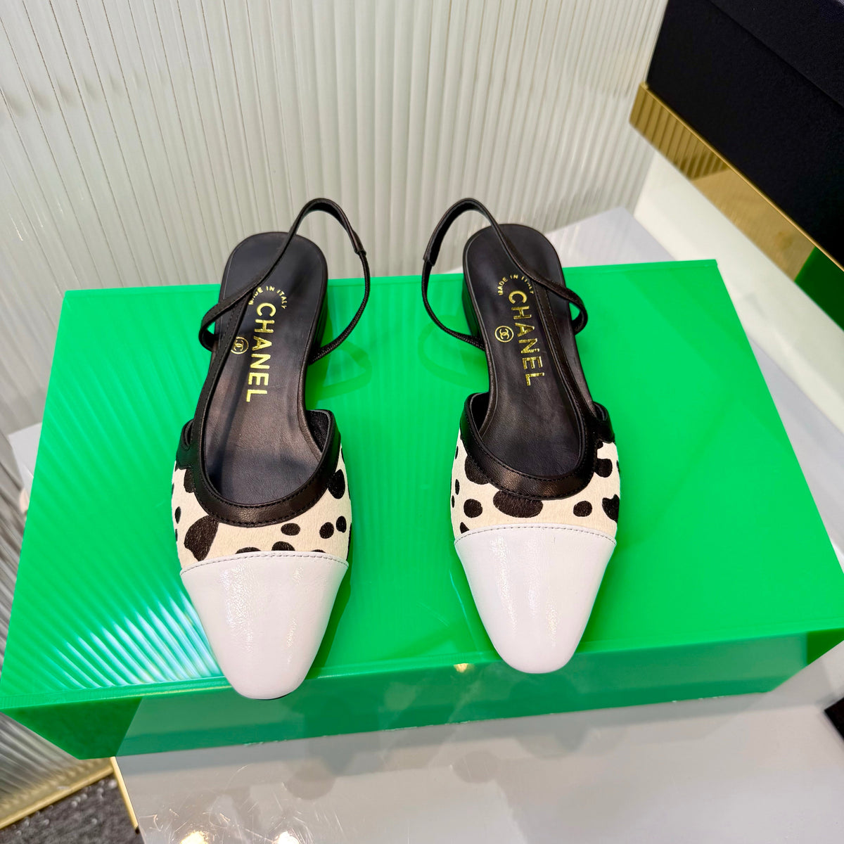 CC Slingback Flat White Cream Leopard-Print Leather 923837