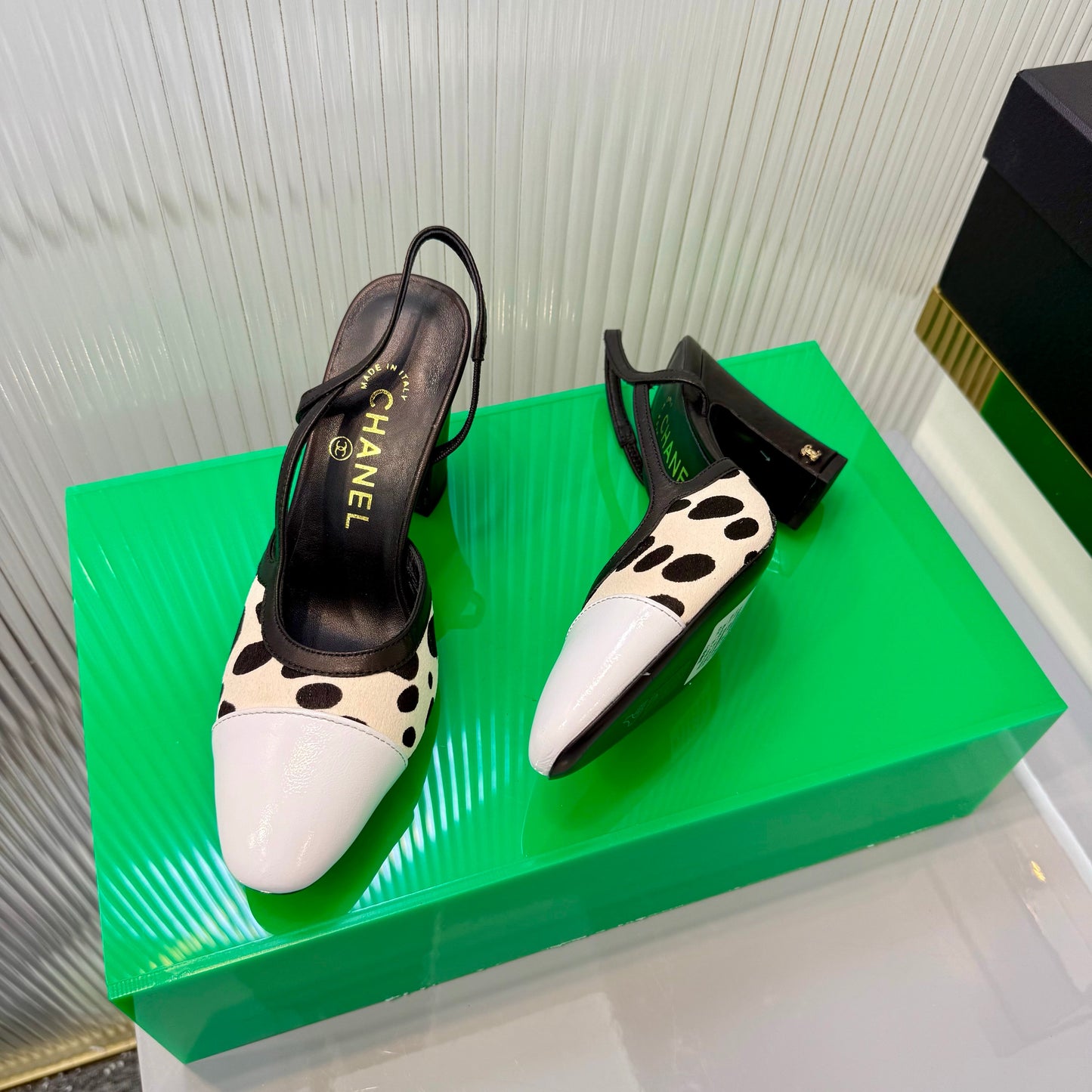 CC Slingback 9cm White Cream Leopard-Print Leather 923845