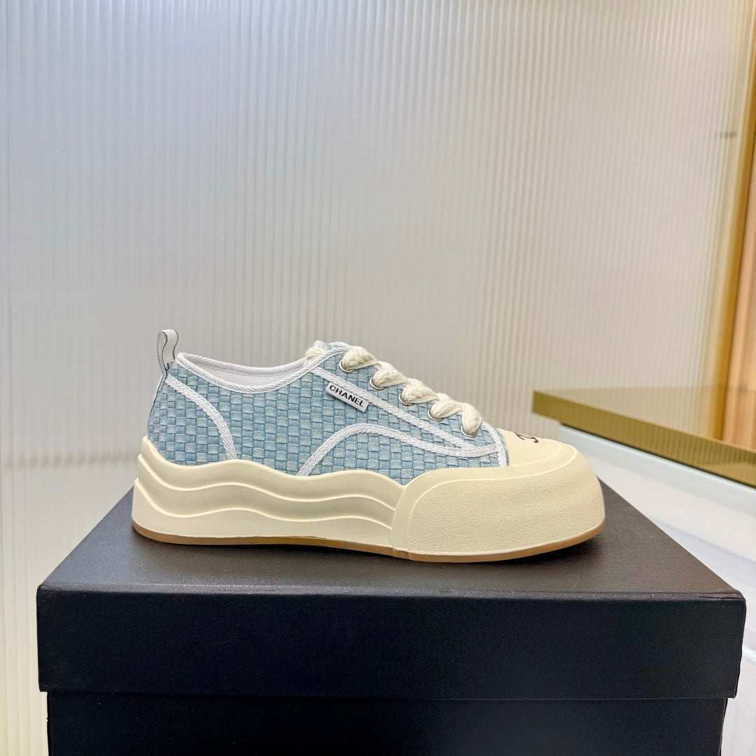 CC 26s Biscuit Shoes Light Blue White Sheepskin Denim 927707