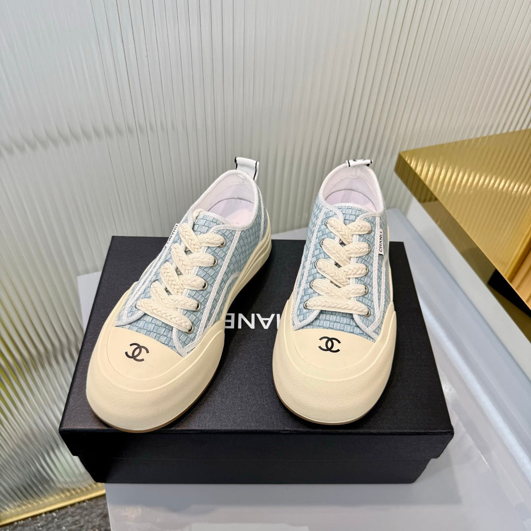 CC 26s Biscuit Shoes Light Blue White Sheepskin Denim 927707