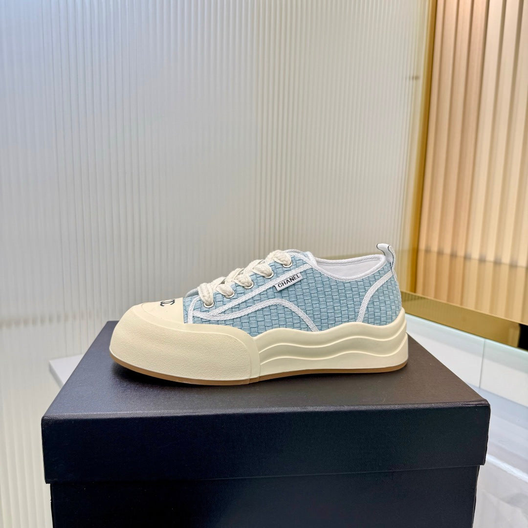 CC 26s Biscuit Shoes Light Blue White Sheepskin Denim 927707