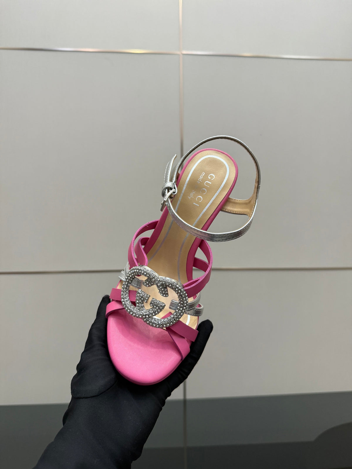 GG Pump 10.5cm With Crystal Interlocking G Pink Sliver Leather
