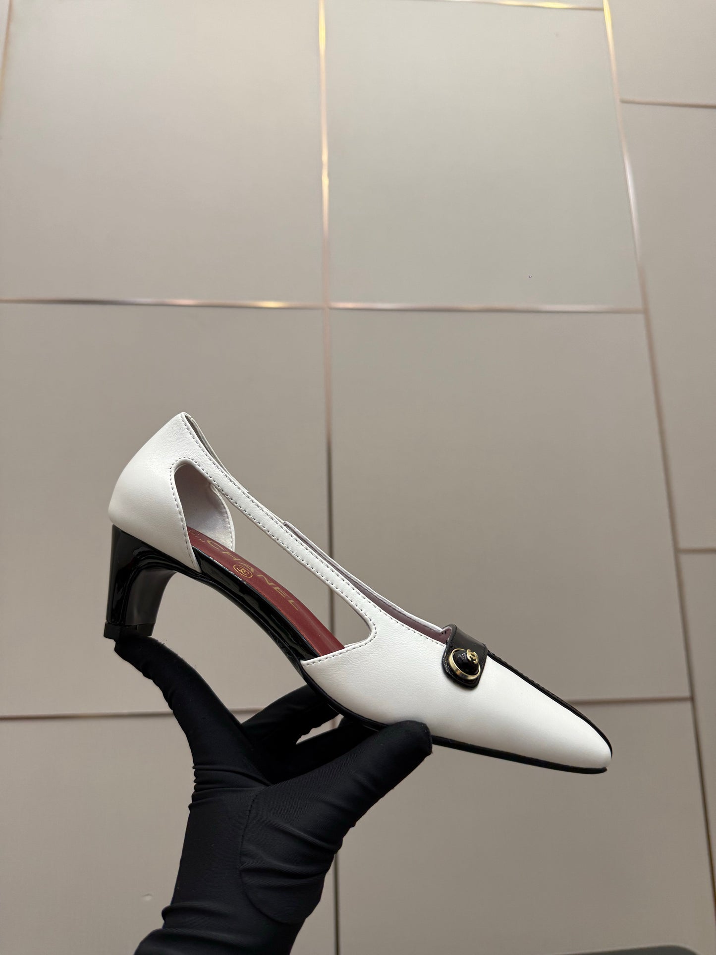 CC 26P Slingback 5cm White Black Lambskin Patent Leather 791606