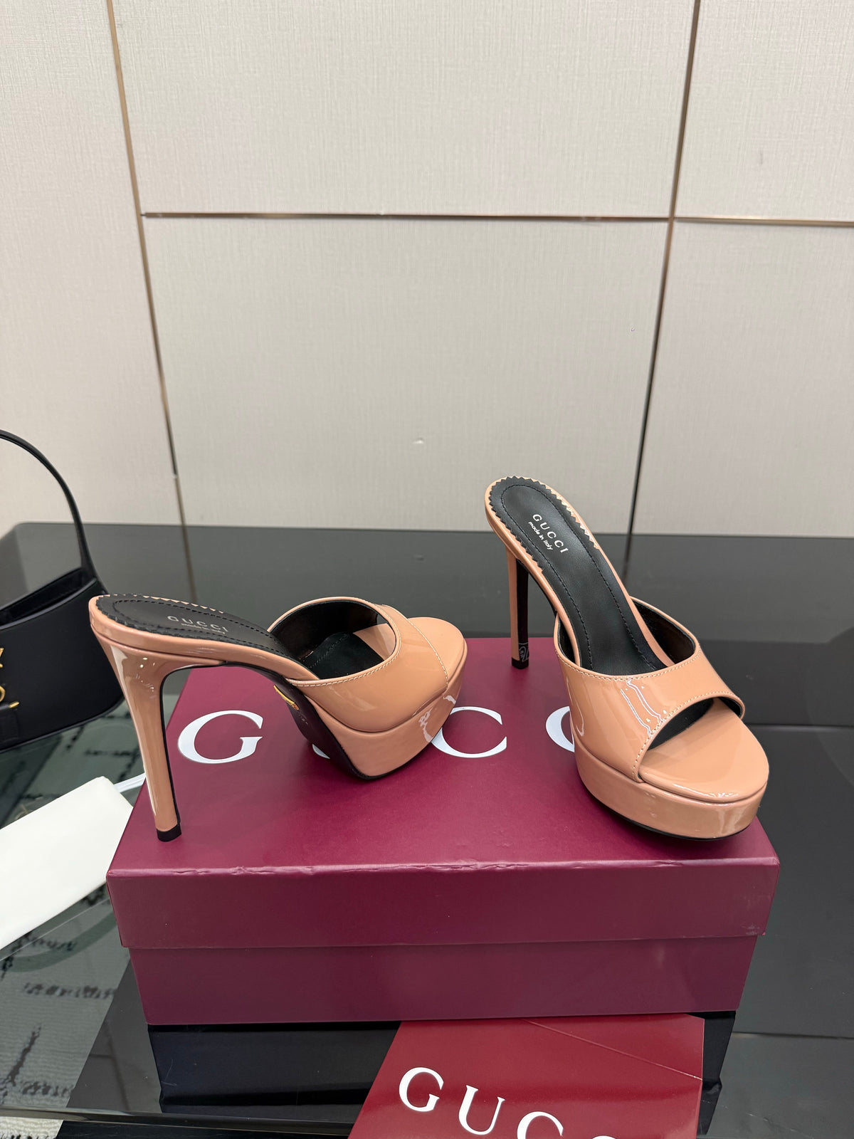 GG 26s Sandal 12cm Beige Patent Leather 828217