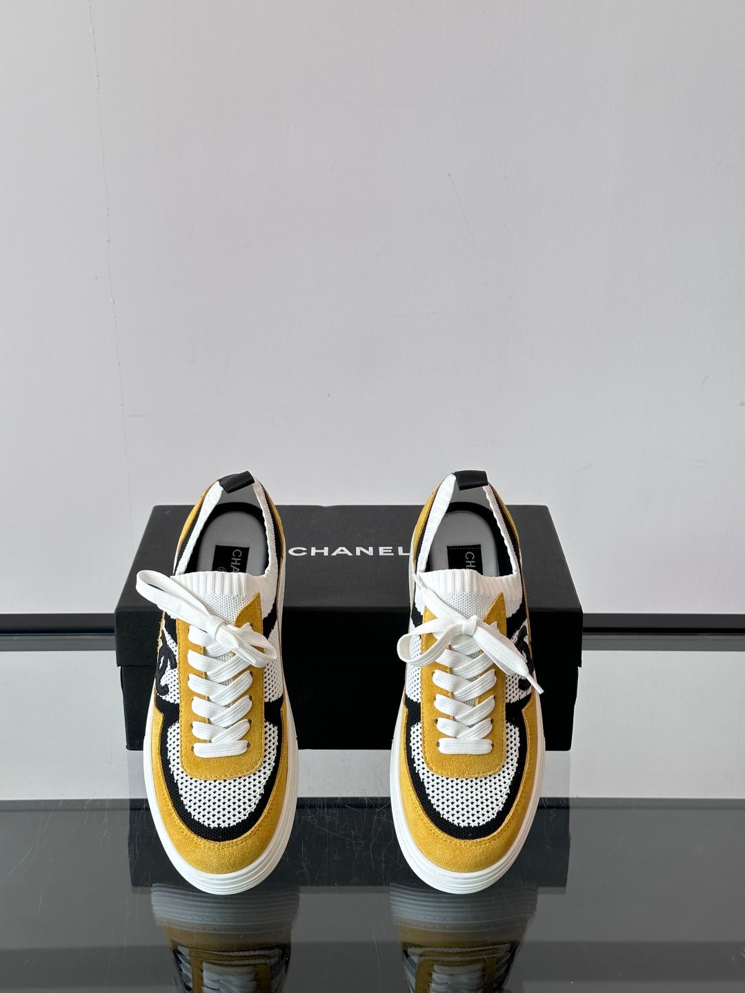 CC 26s Trainers White Black Yellow Knit & Suede Calfskin 965041