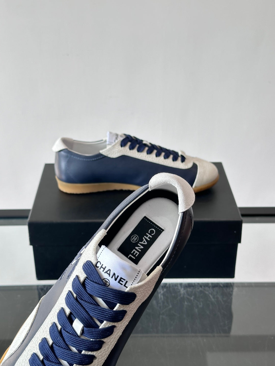 CC 26s Casual Sneakers Dark Blue White Calfskin Cowhide 965040