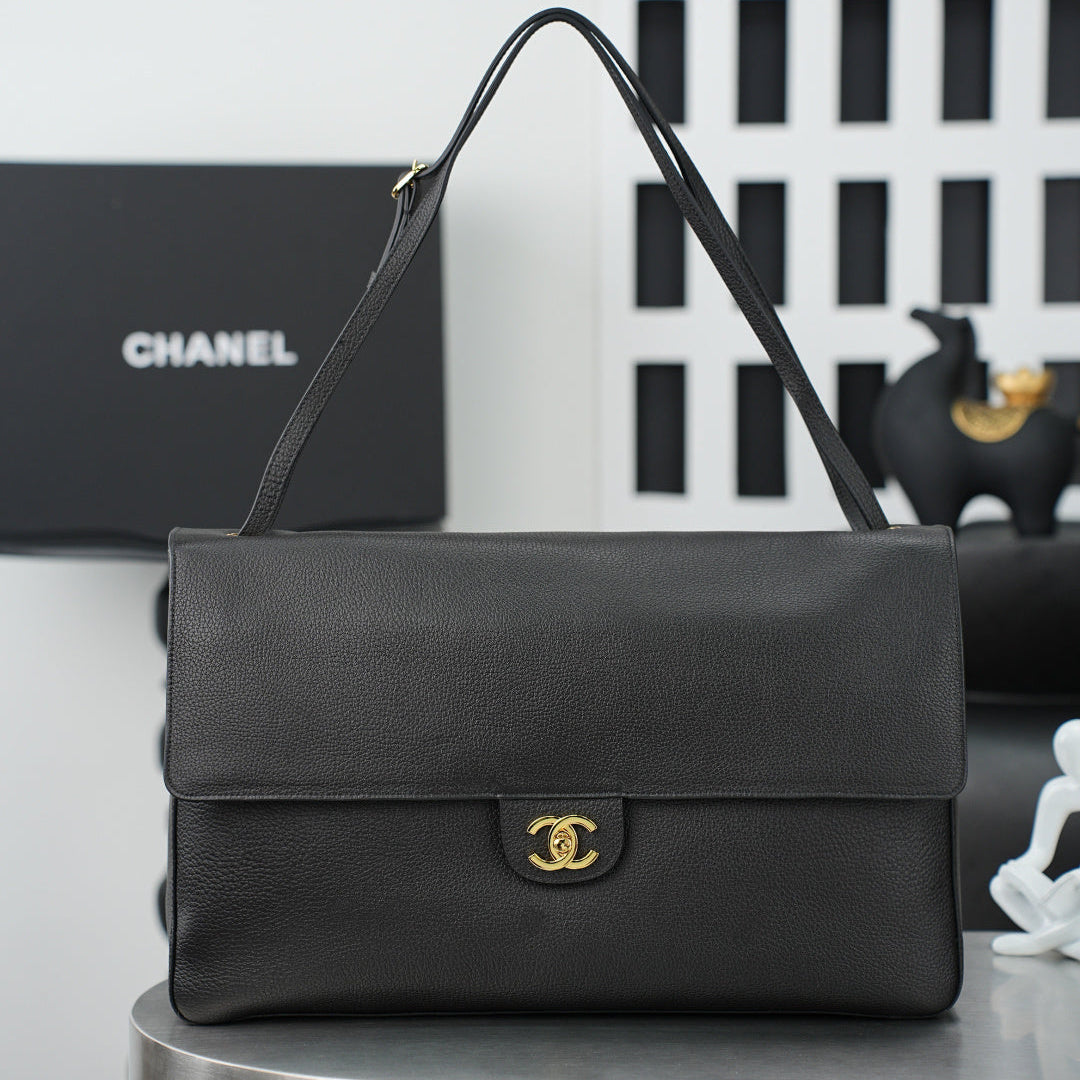 CC 26s Maxi Flap Bag 39cm Black Calfskin GHW