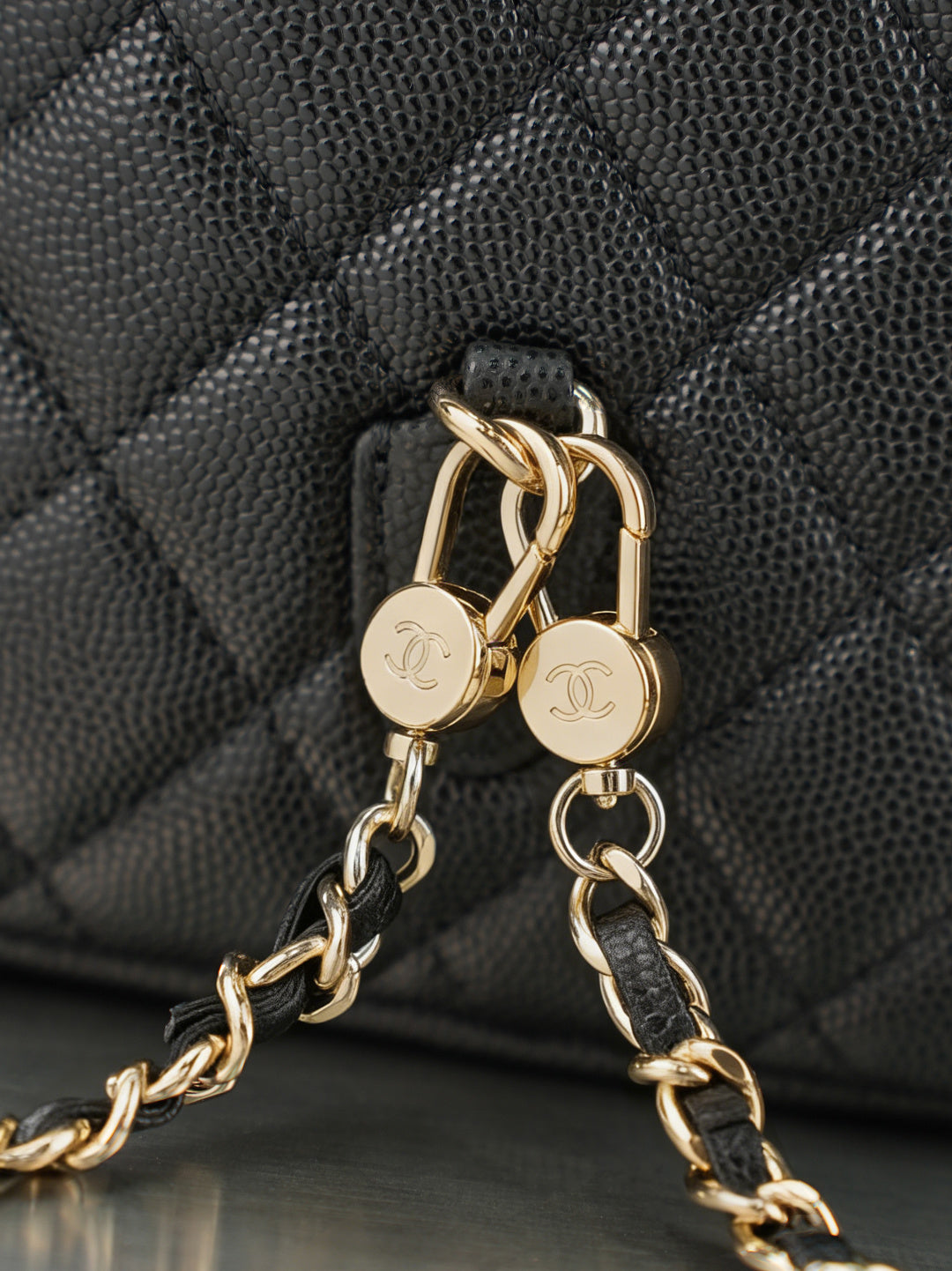 CC 𝑨𝑷𝟑𝟕𝟓𝟑 Mini Backpack Black Caviar