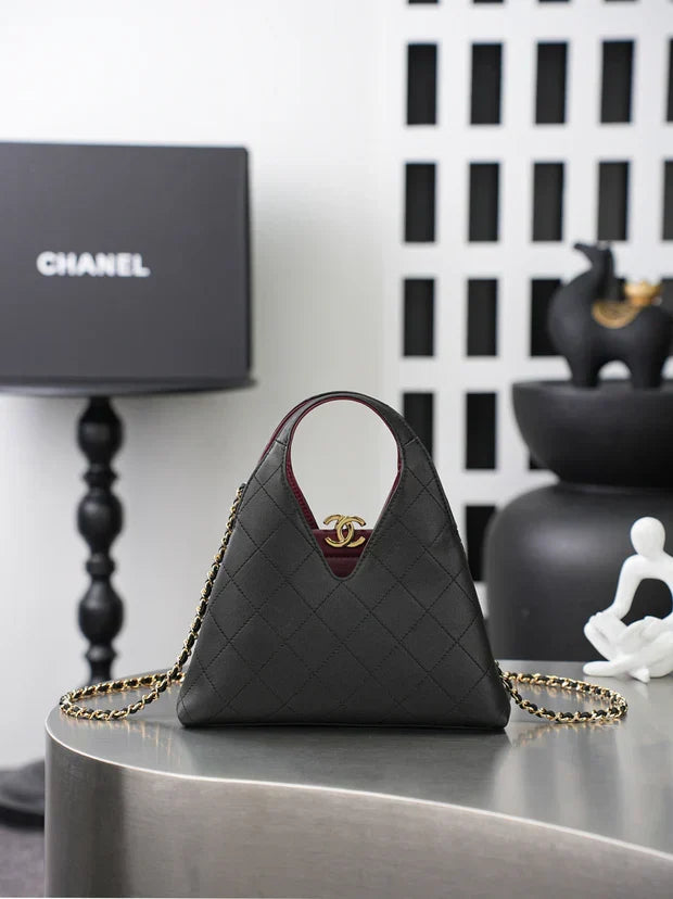 Chanel 2026 Shopping Bag 23cm Calfskin And Gold-tone