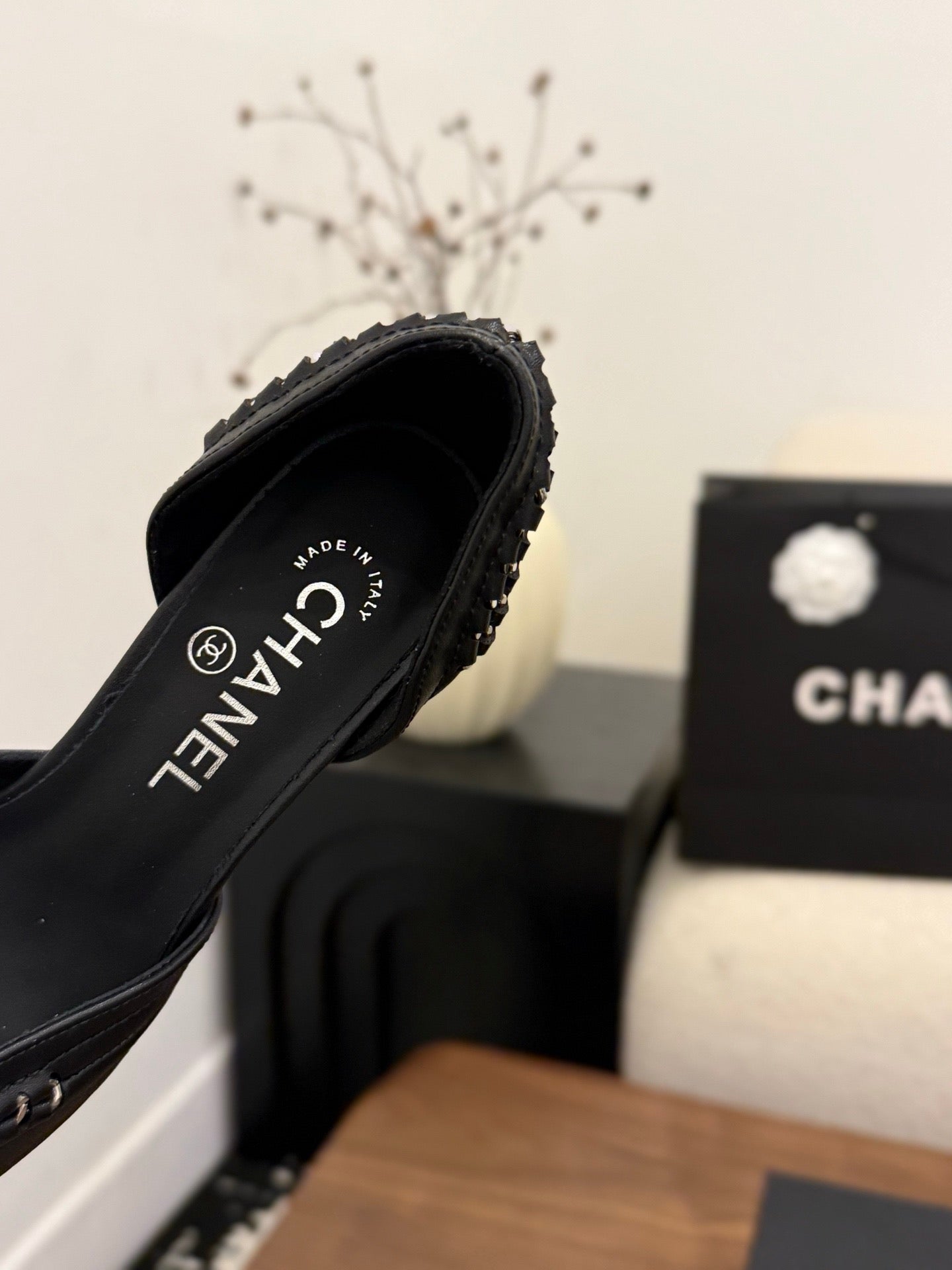 CC 2026 SlingBack Heeld Braided Chain Black Calfskin 676196