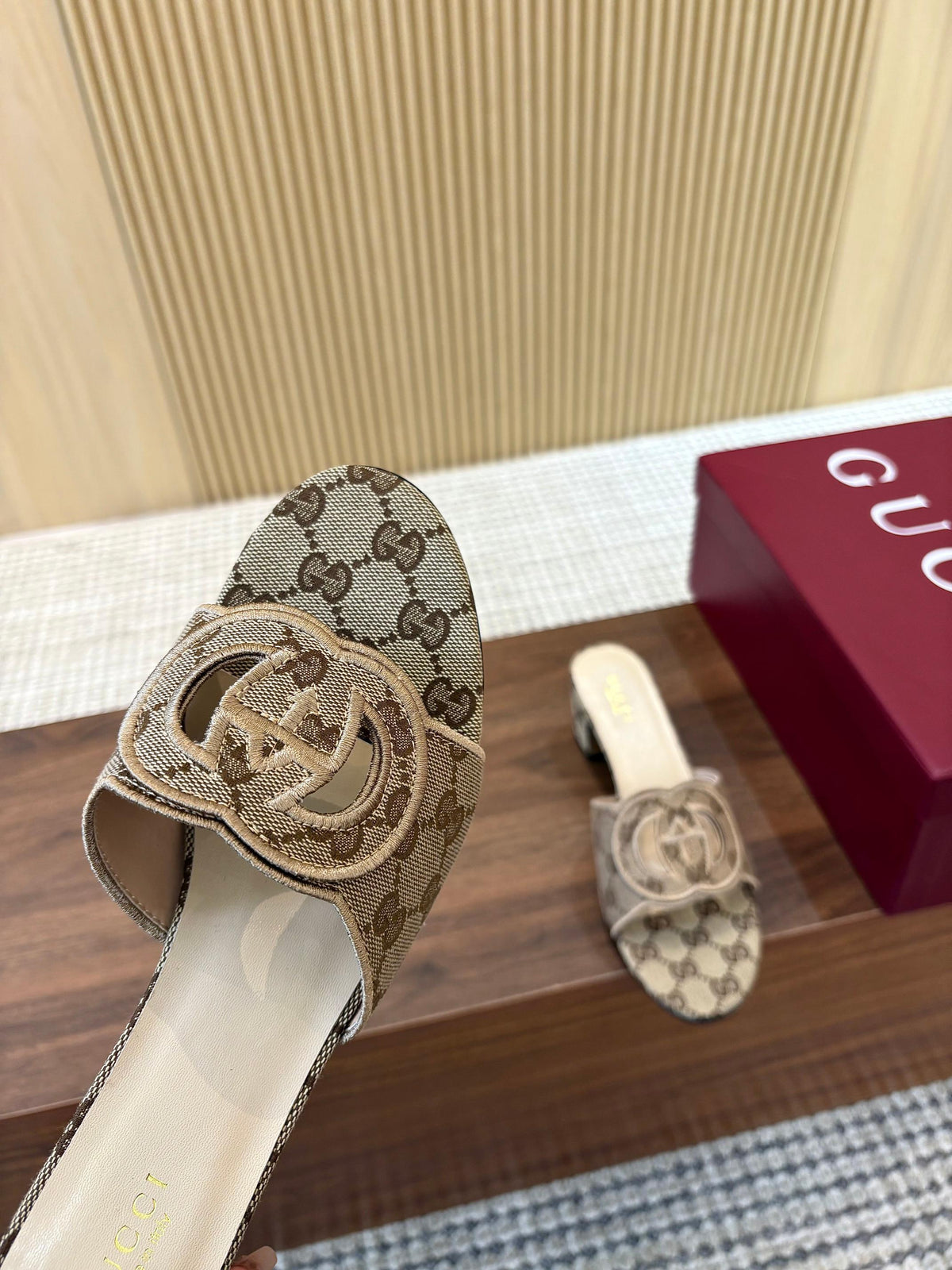 GG Interlocking G Cutout Sandals 5.5cm Khahi Beige Sheepskin Canvas 646500