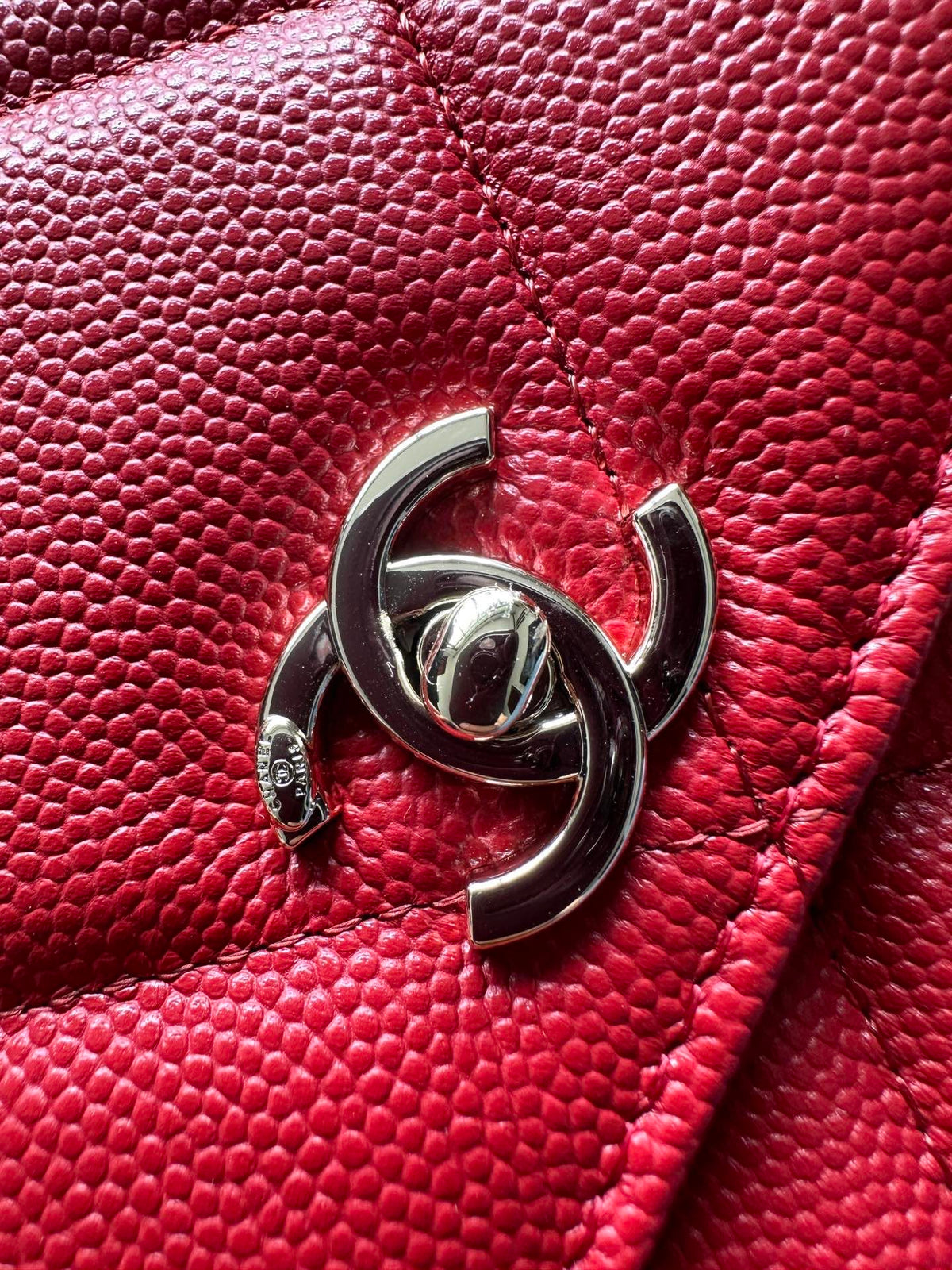 Chanel 2025 Trendy CC Wallet on Chain 19cm Bag Red Caviar Leather 320293