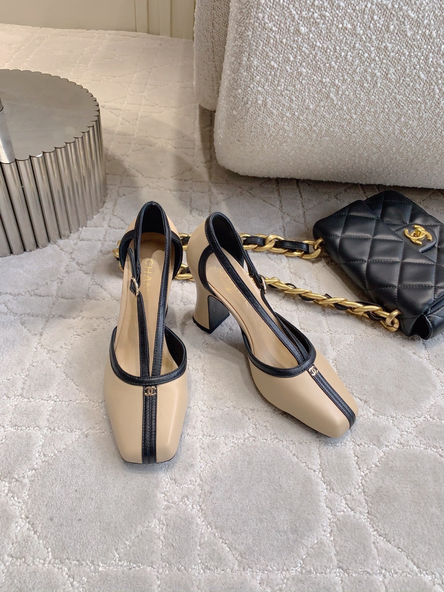CC 2026s Two-Tone Slingback 8.5cm Black Beige Leather 723689