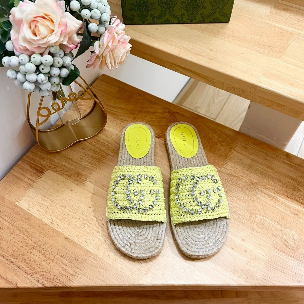GG  Casual Style Logo Sandals Yellow