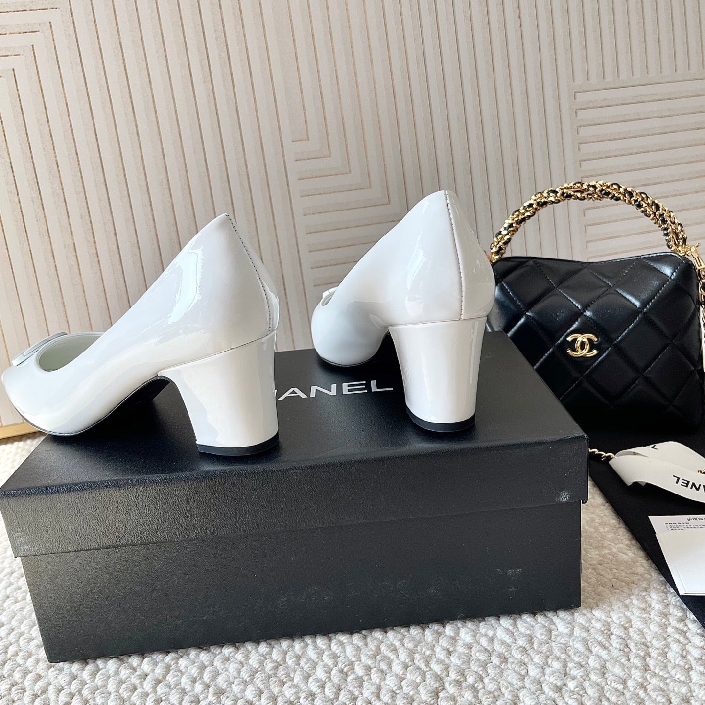 CC 26s Pointed-Toe Pump White Patent Leather 787141