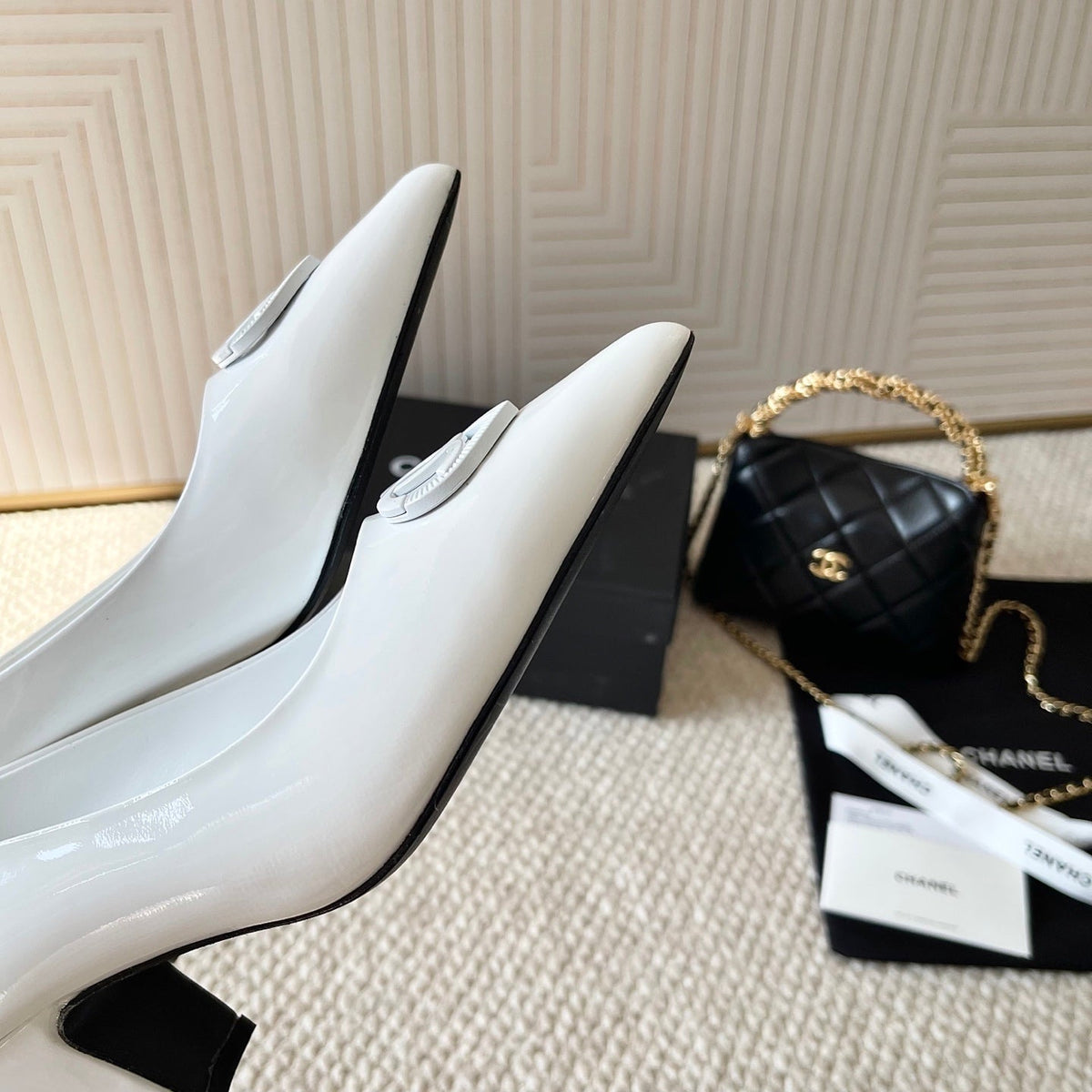 CC 26s Pointed-Toe Pump White Patent Leather 787141