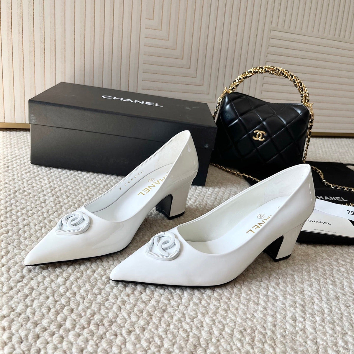 CC 26s Pointed-Toe Pump White Patent Leather 787141