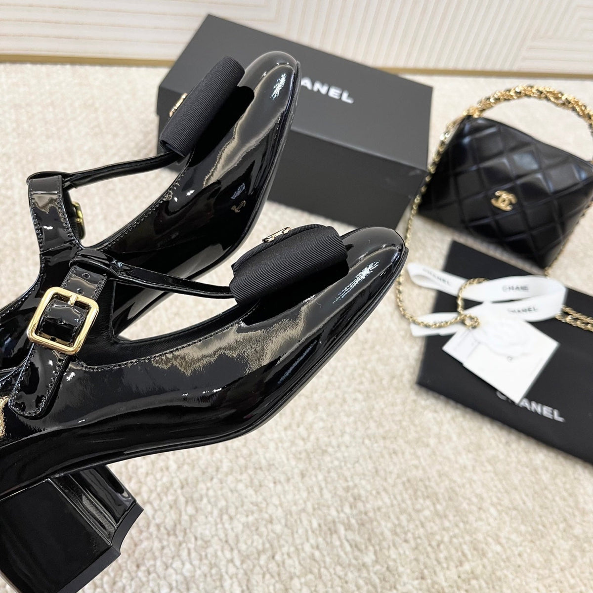 CC 26s Bow Mary Jane Chunky Heel 6cm Black Glossy Leather 787146