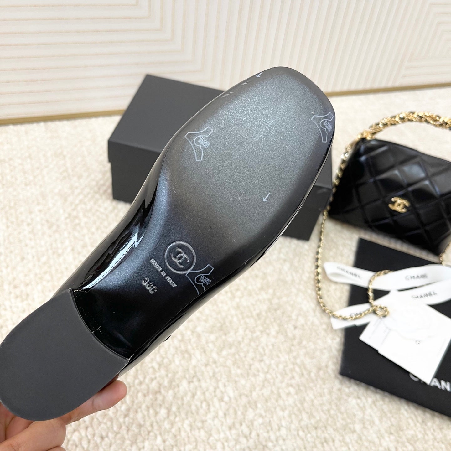 CC 26s Bow Mary Jane Chunky Heel 6cm Black Glossy Leather 787146