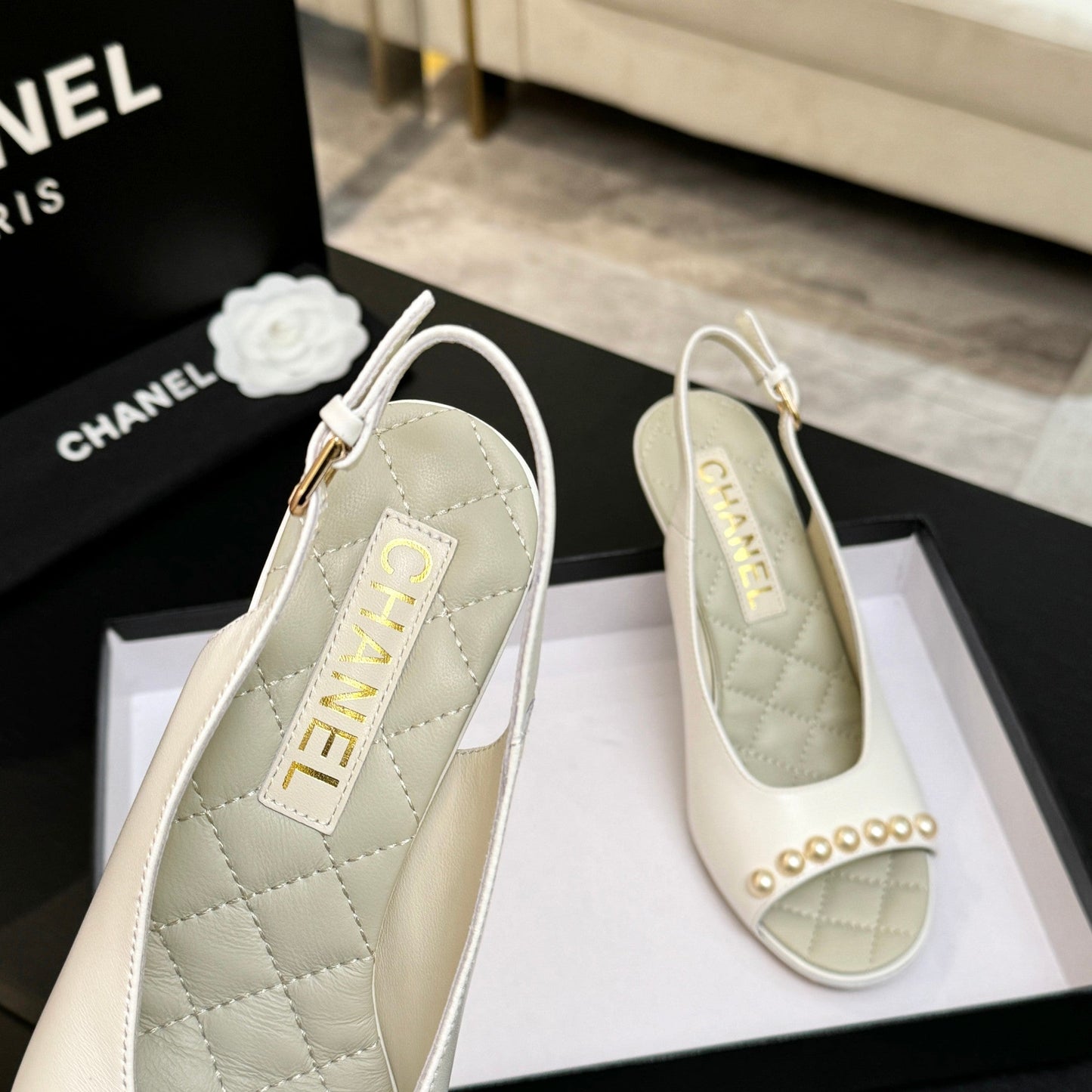 CC 26A Pearl Slingback White Lambskin 672994