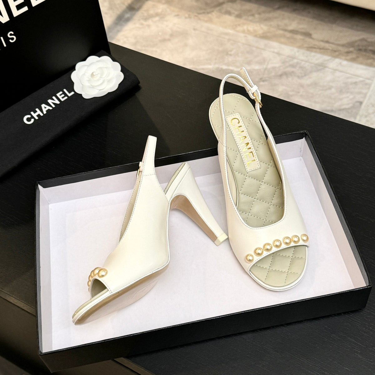 CC 26A Pearl Slingback White Lambskin 672994
