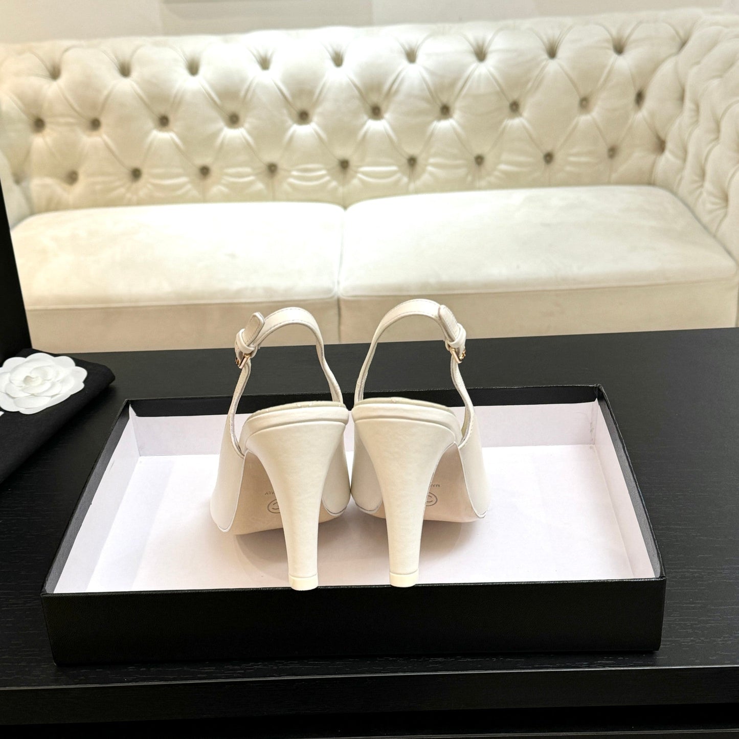 CC 26A Pearl Slingback White Lambskin 672994