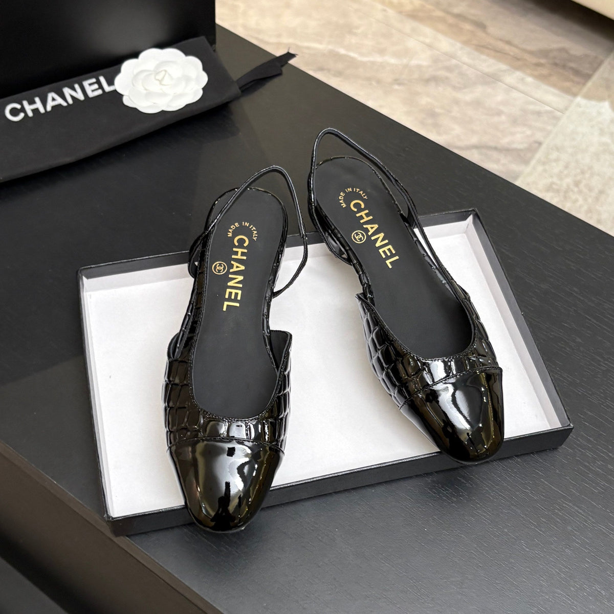CC 26s Classic Slingback Flat Black Crocodile Embossed Patent Leather 907637