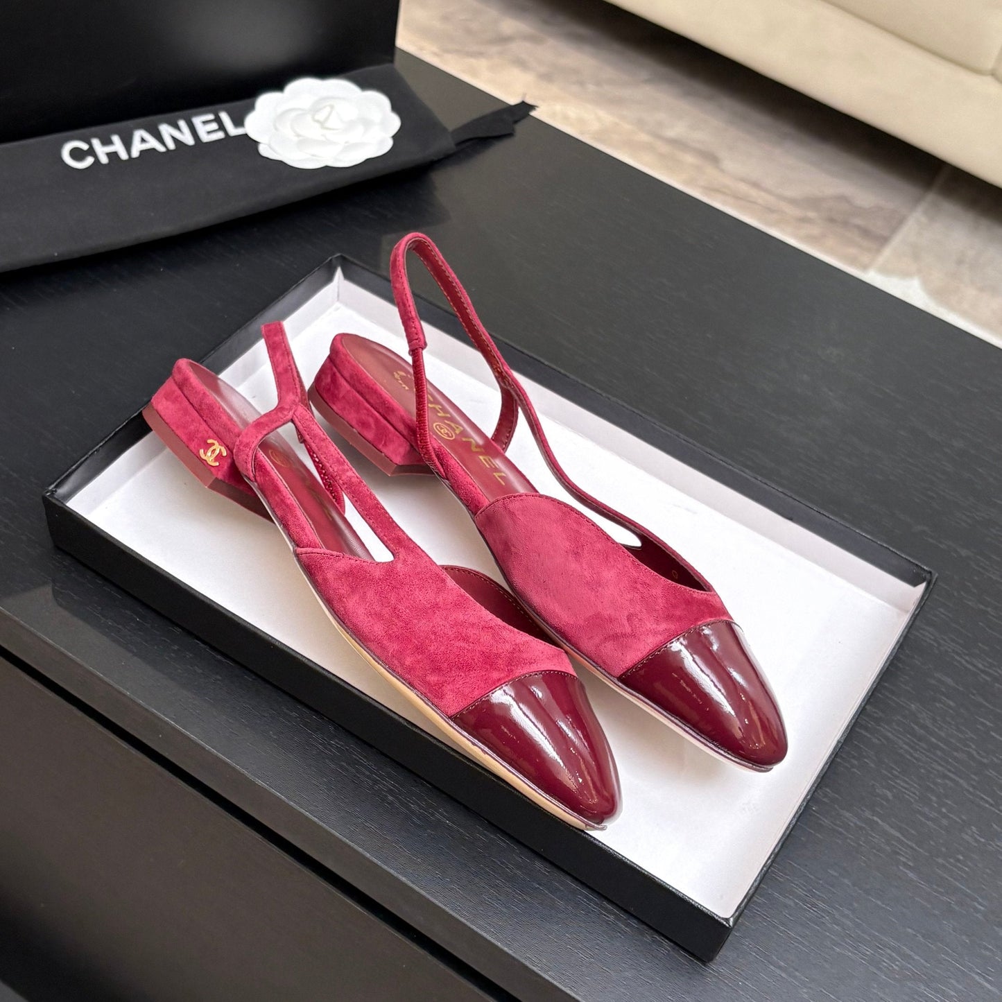 CC 26s Classic Slingback Flat Red Suede Patent Leather 907643