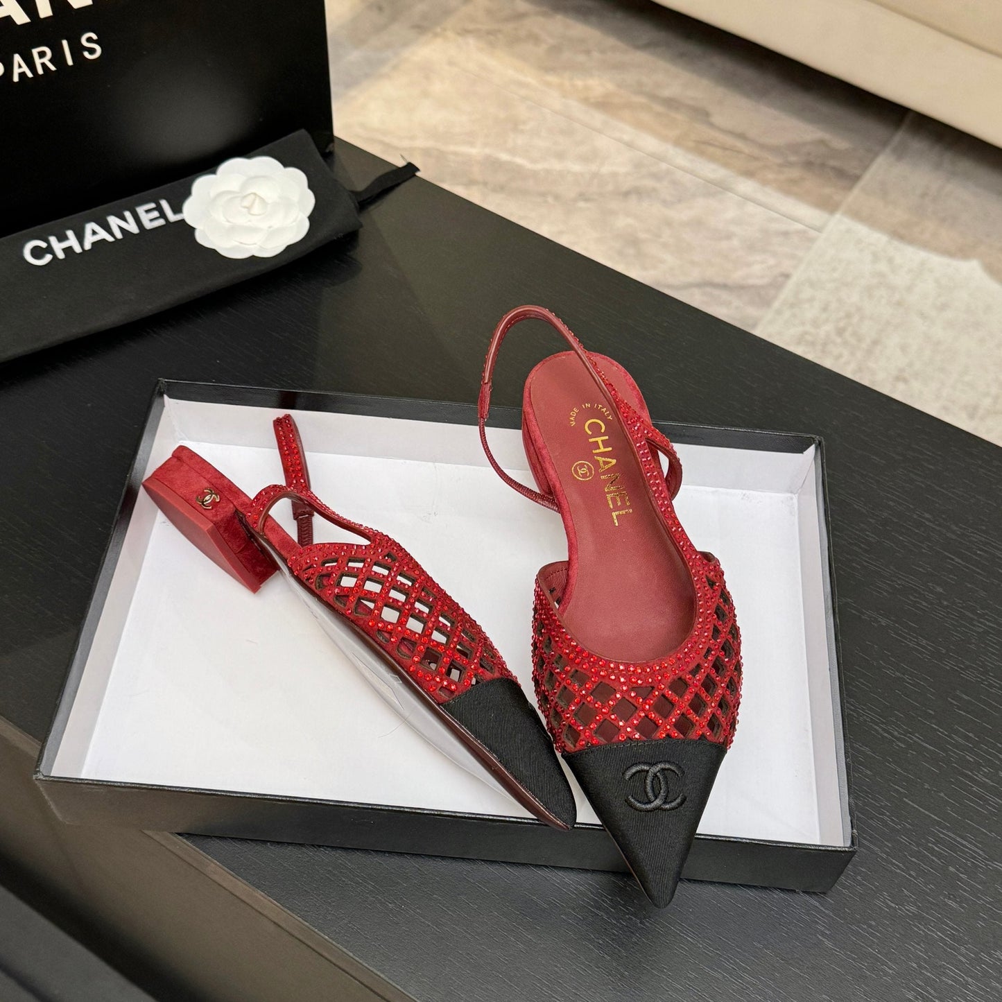 CC 26s Rhinestone Slingback Flat Shoe Red Black Suede Canvas 907697