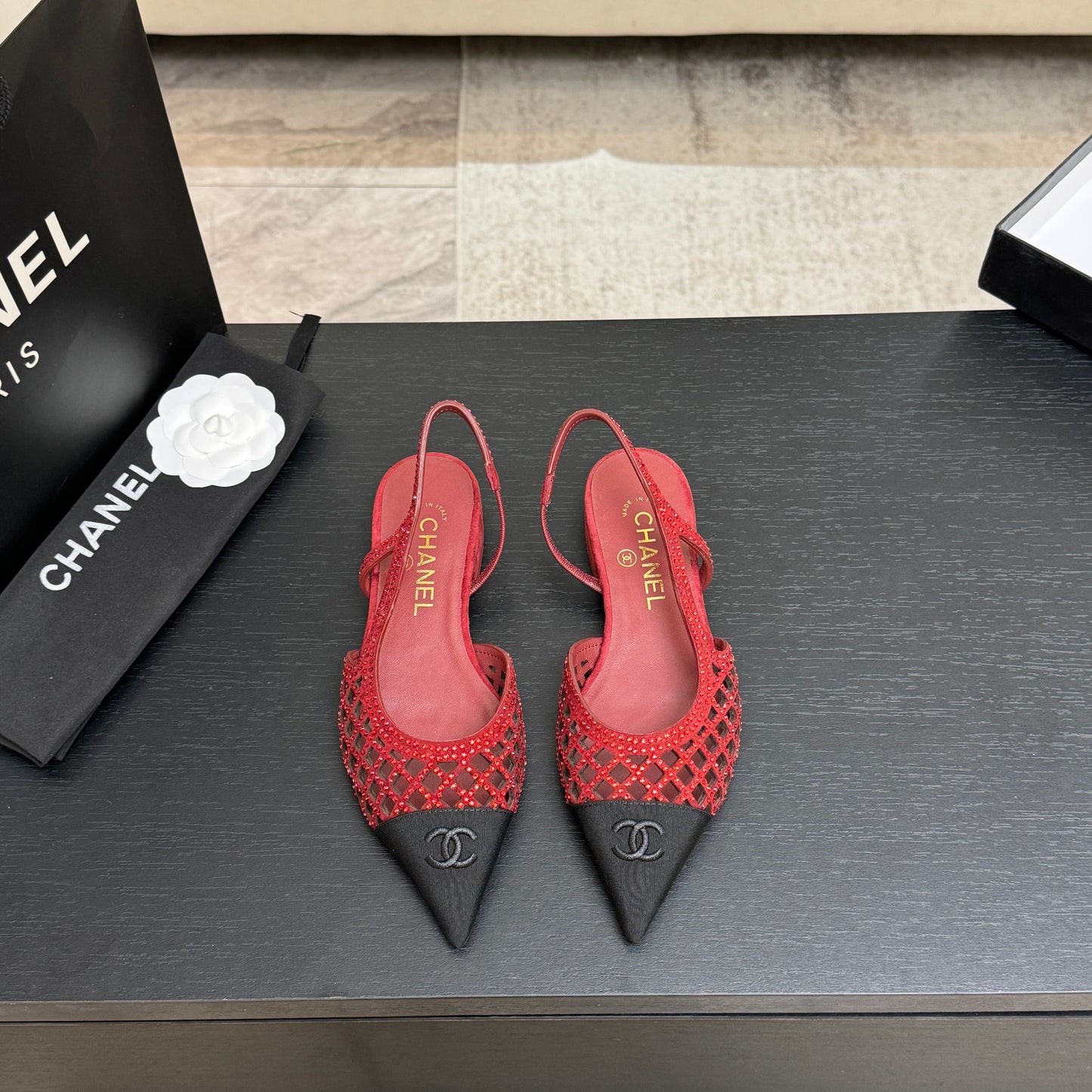 CC 26s Rhinestone Slingback Flat Shoe Red Black Suede Canvas 907697
