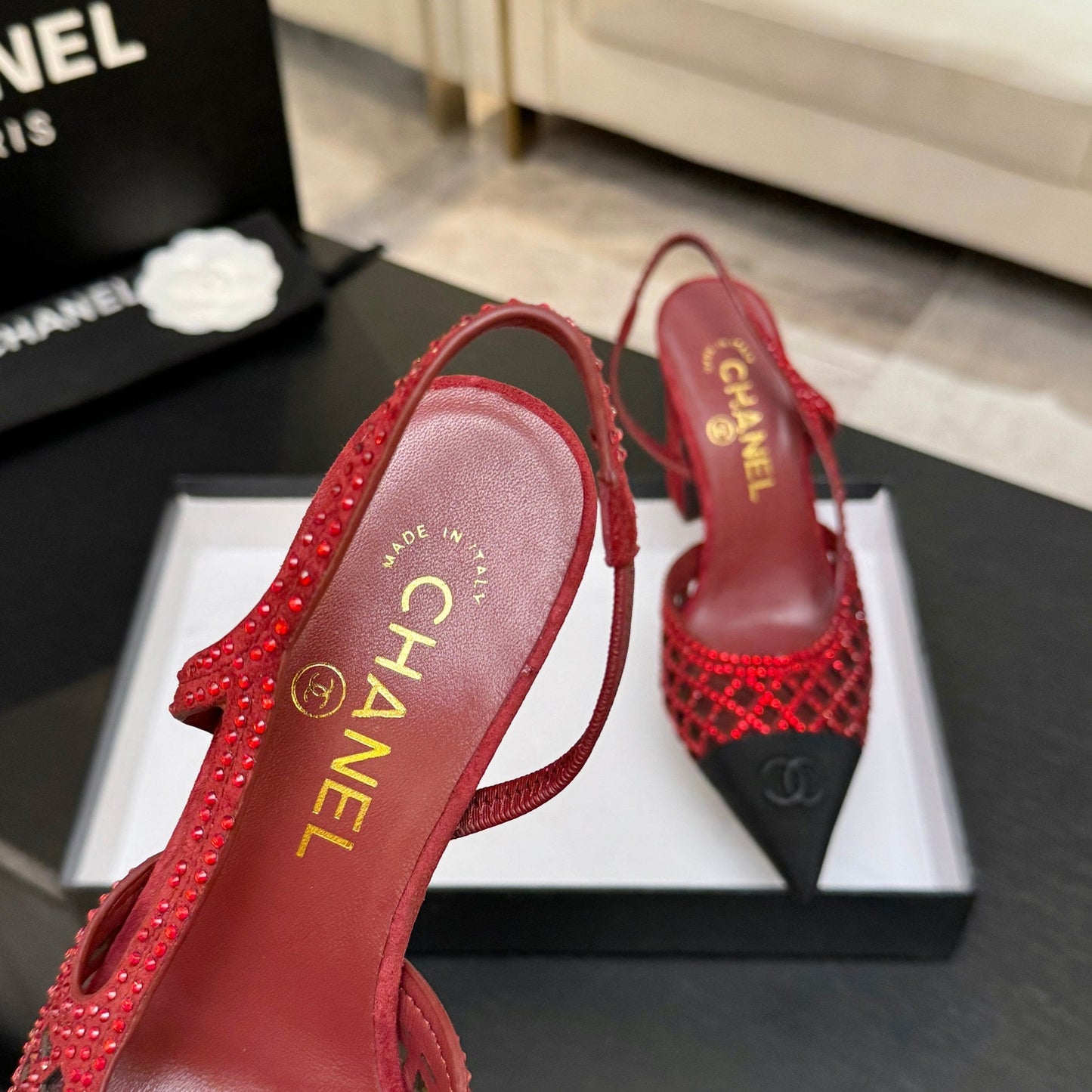 CC 26s Rhinestone Pointed-Toe Shoe Red Black Suede Canvas 907705
