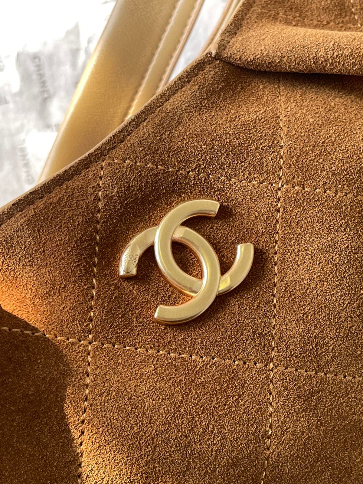 CC Cruise 25/26 Hobo Bag Caramel Suede GHW 269207