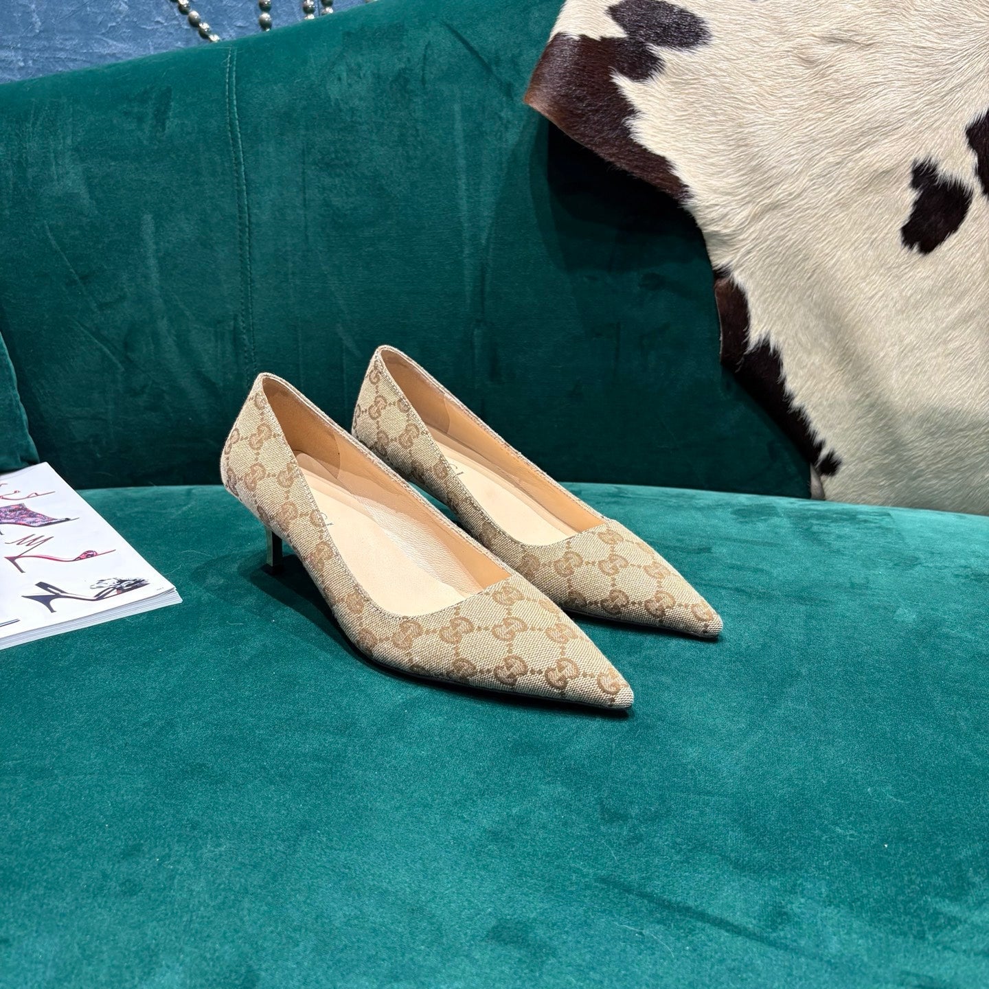 GG Pointed-Toe Slingback  Light Beige Canvas 741264