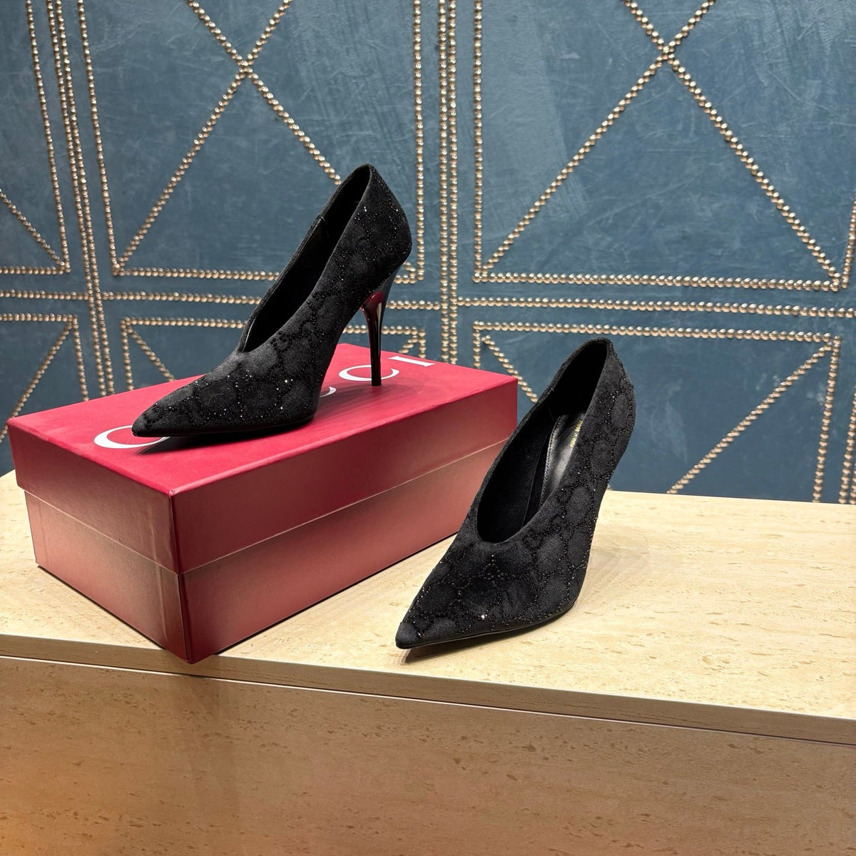 GG High-Heeled Pump 10.5cm Black Suede 741294