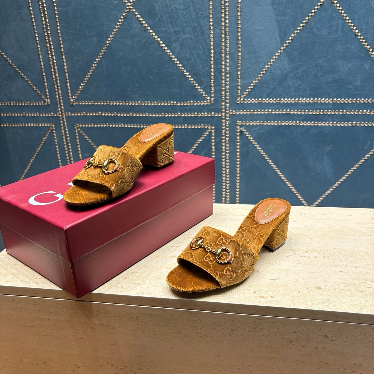 GG 26ss Chunky Heel Sandals 55 Brown Velvet 741299